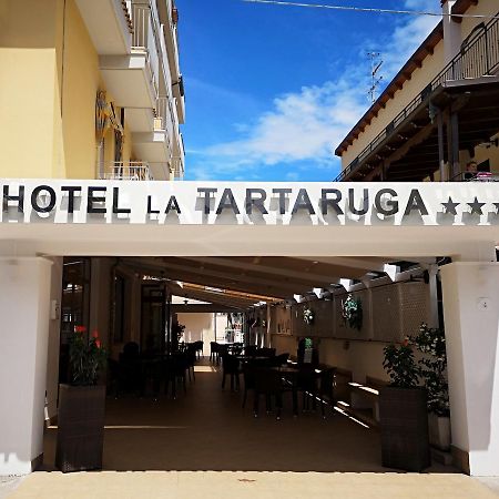 Hotel La Tartaruga Roseto Degli Abruzzi Exteriör bild